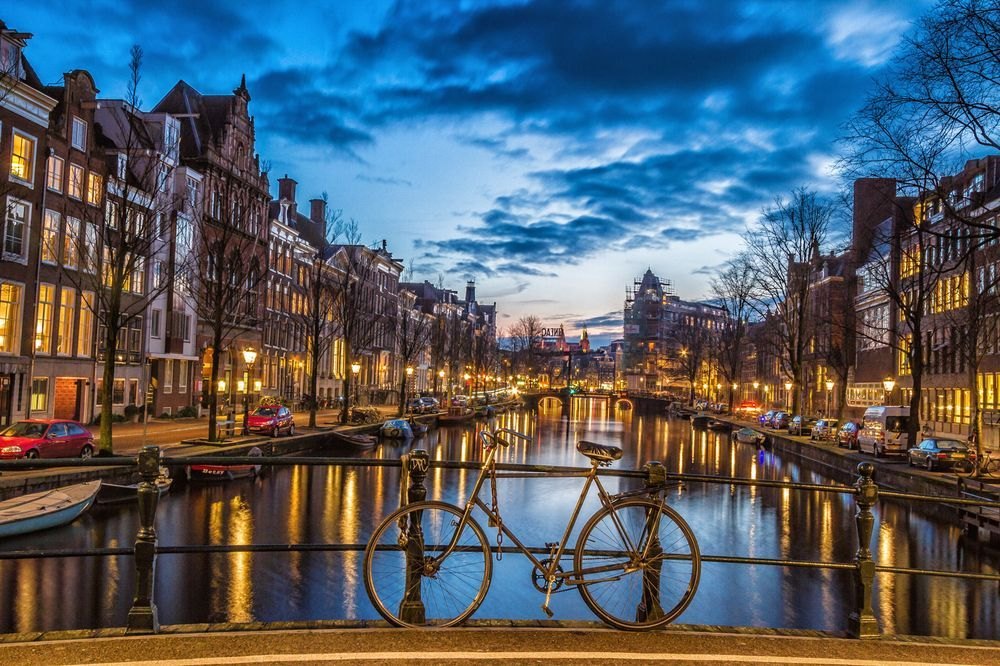 Amsterdam'da Nerede Kalınır? Mahalle Mahalle Konaklama Rehberi