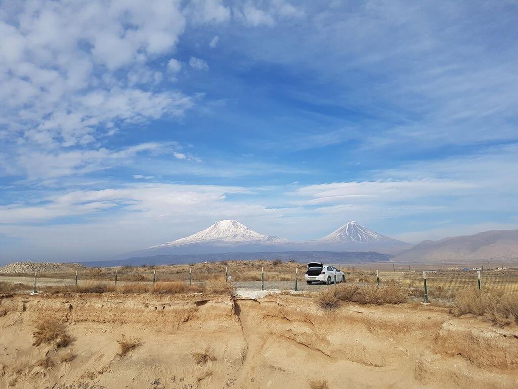 Ağrı meteor çukuru krater