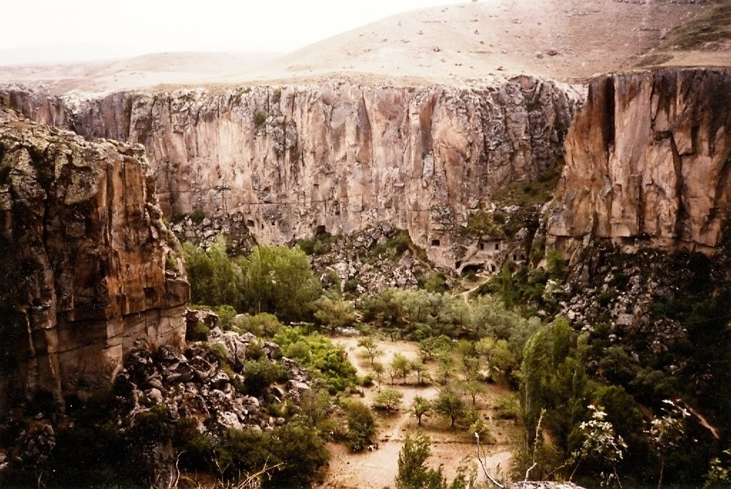 Ihlara Vadisi Aksaray yürüyüş kanyon