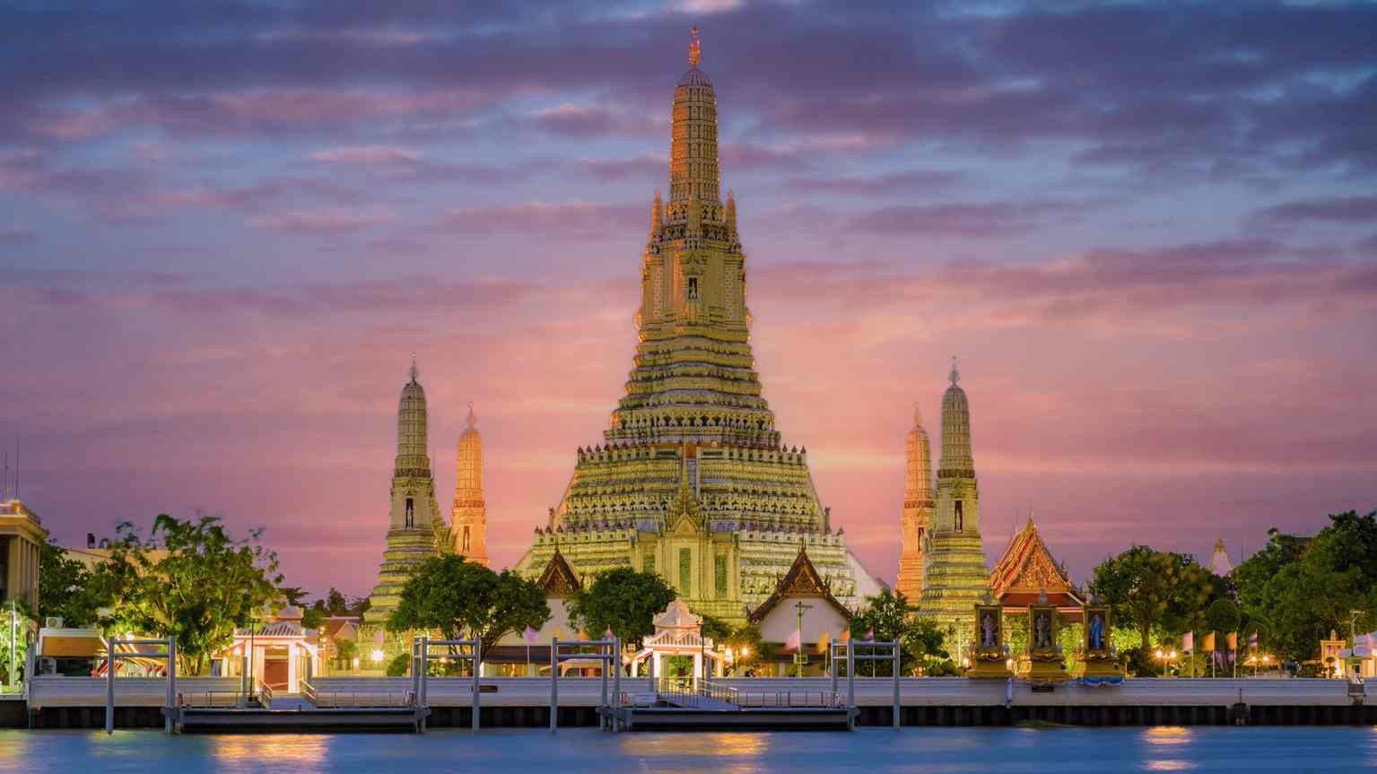 Wat Arun (Şafak Tapınağı)