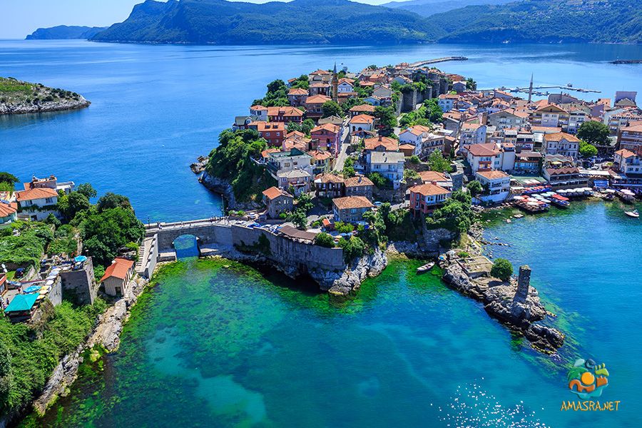 Amasra çarşı sokak restoranları balıkçılar