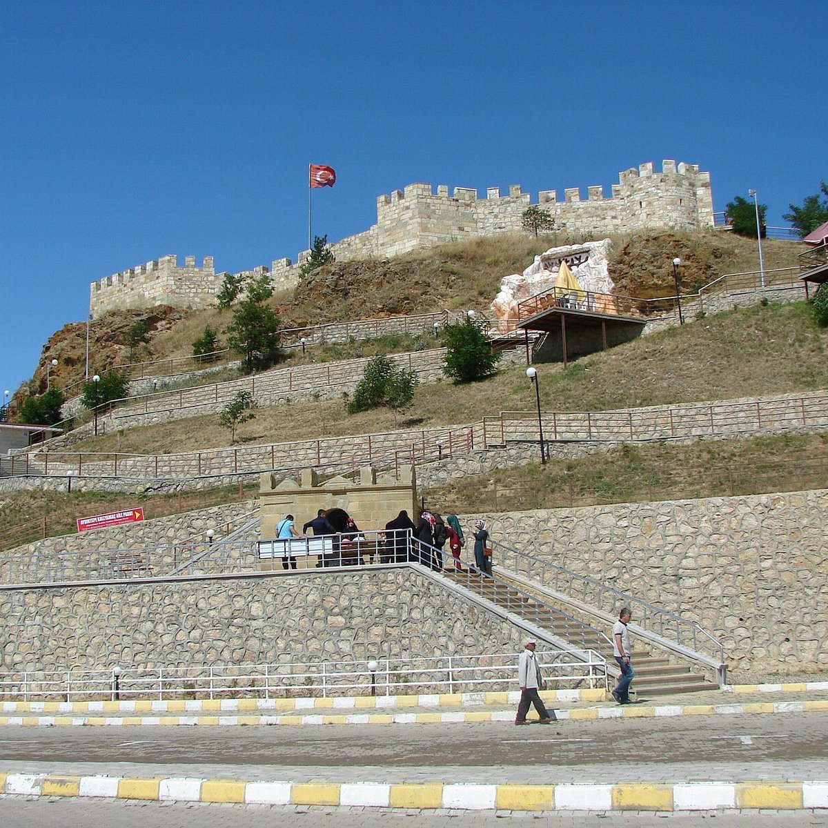 Aydıntepe Yeraltı Şehri tünel kayalık