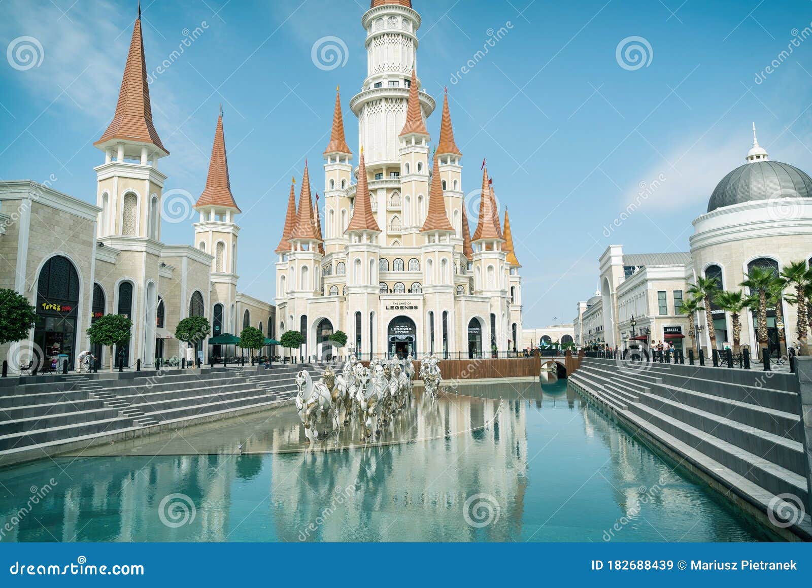 The Land of Legends Disneyland tema park