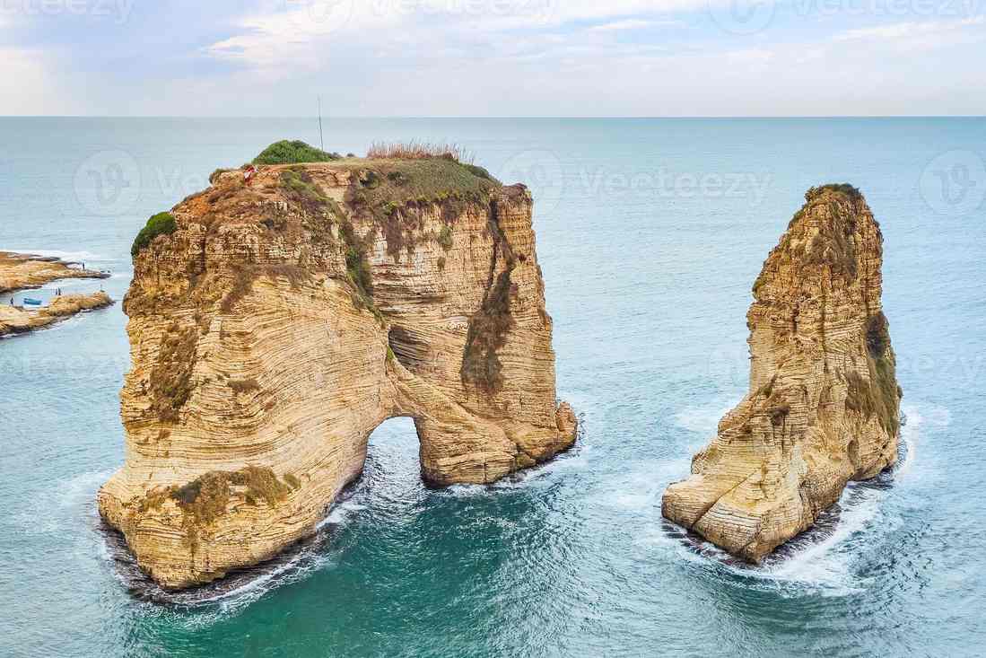 Pigeon Rocks (Raouché)