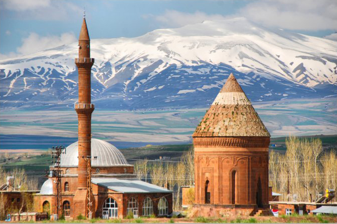 Ahlat Selçuklu Mezarlığı taş