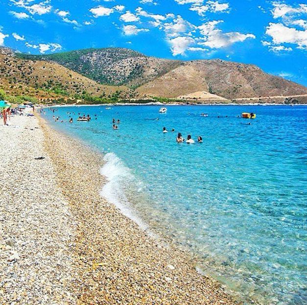 Palamutbükü 4 km çakıl plaj balıkçı