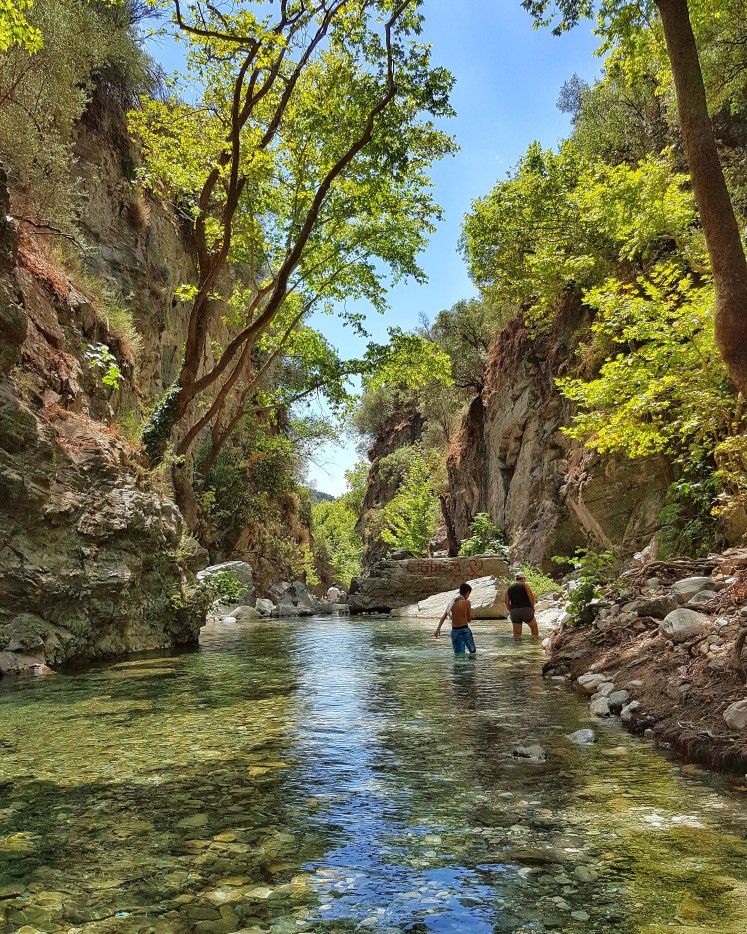 Sutüven Şelalesi Kazdağı 22m