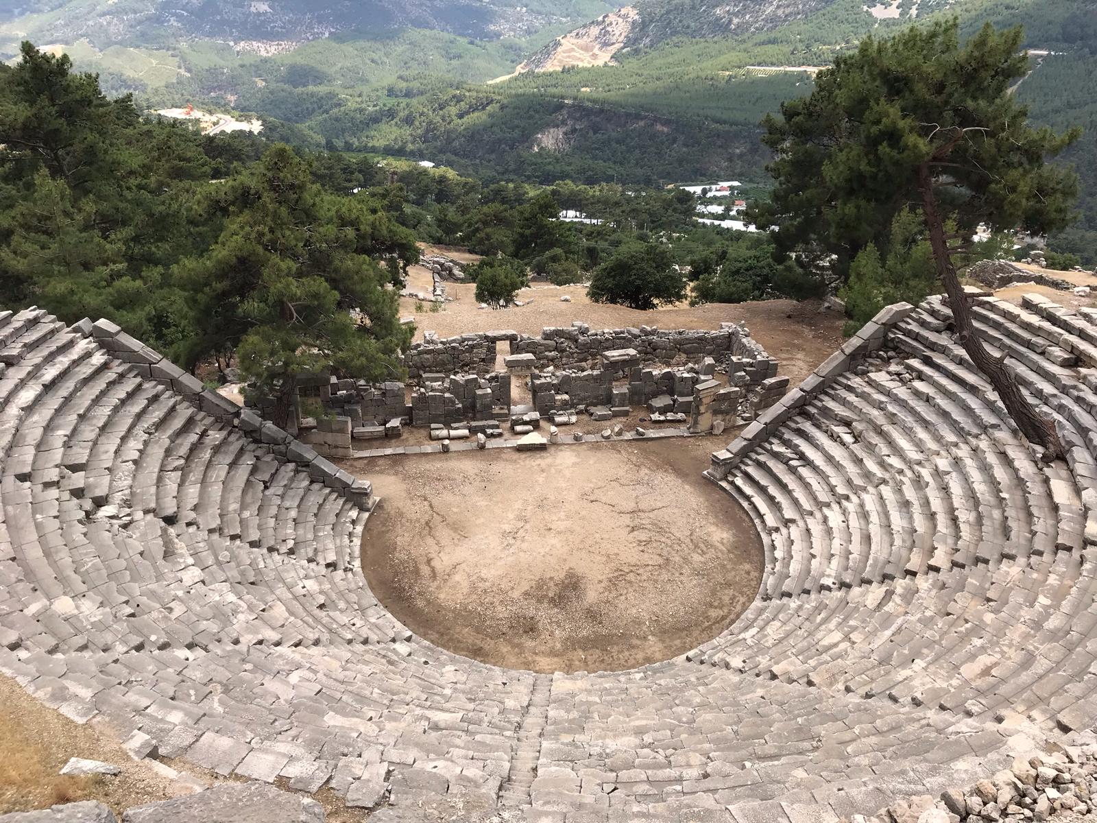 Arykanda 1500m antik dağ kenti Likya
