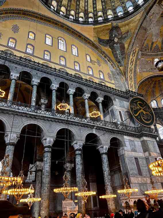 İstanbul Sultanahmet Camii — Mavi Cami dış görünüm altın saat