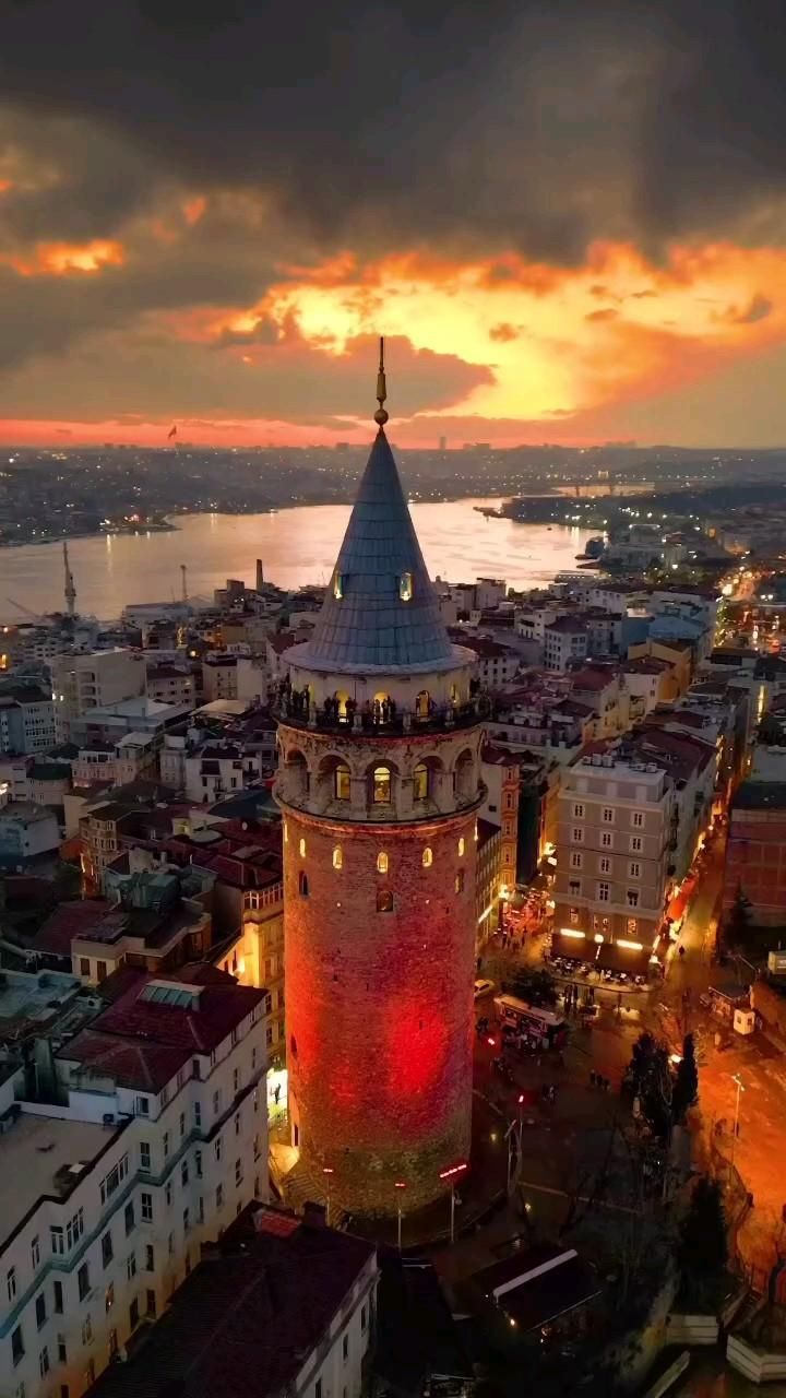 Galata Kulesi + Beyoğlu