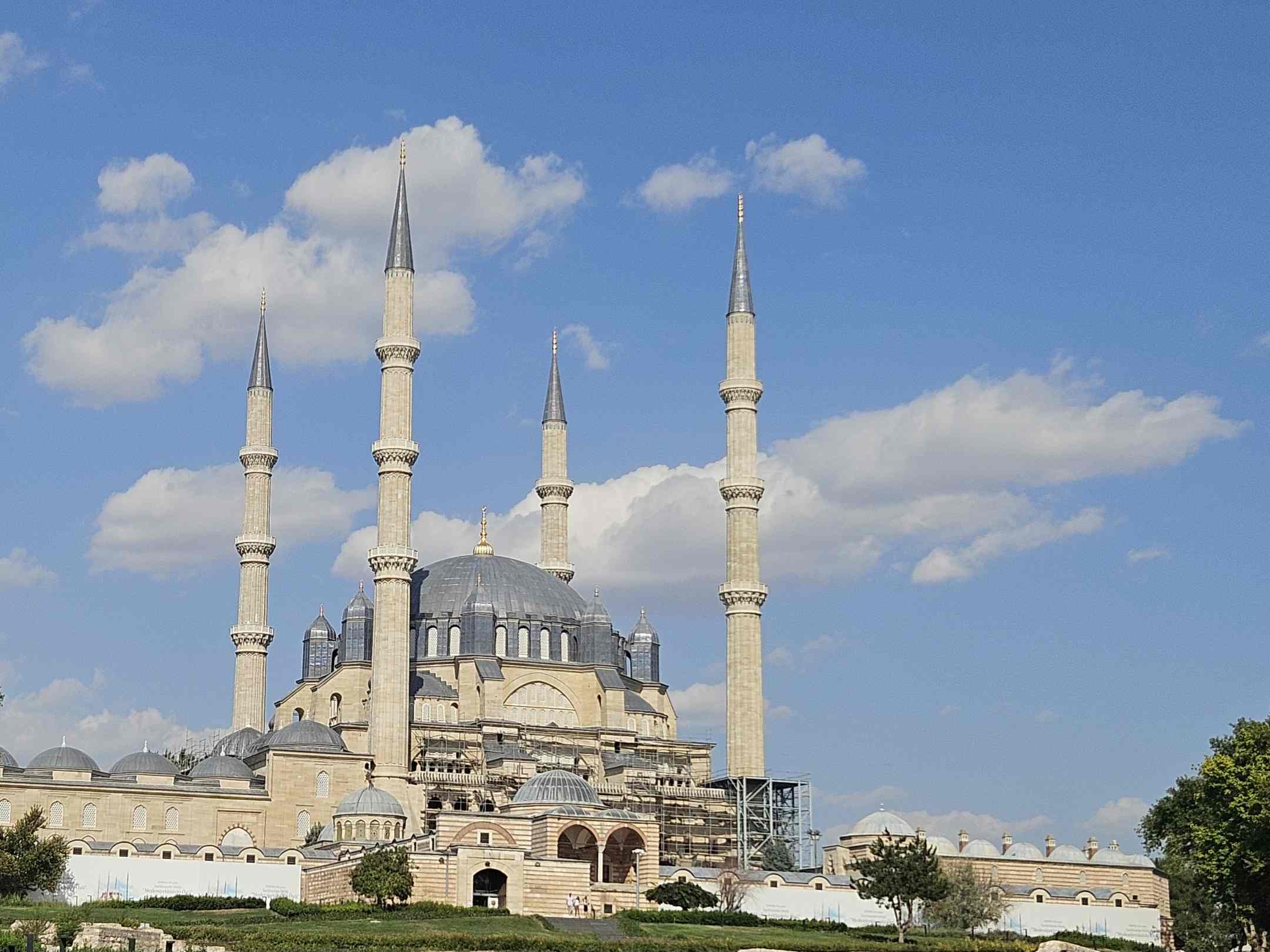 Üçhisar kale peri bacası Kapadokya panorama
