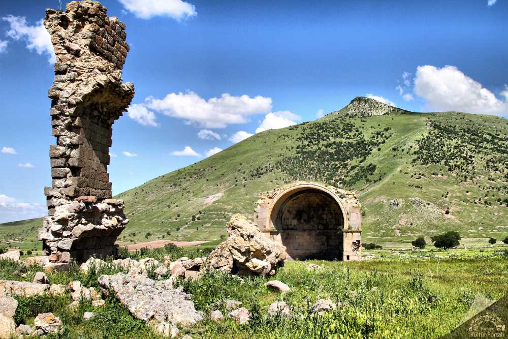 Karadağ Binbir Kilise Bizans kalıntıları