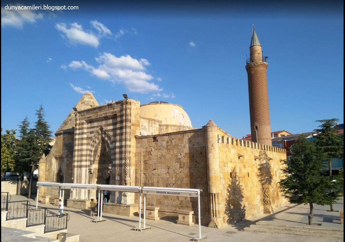 Cacabey Camii Selçuklu minareli rasathane