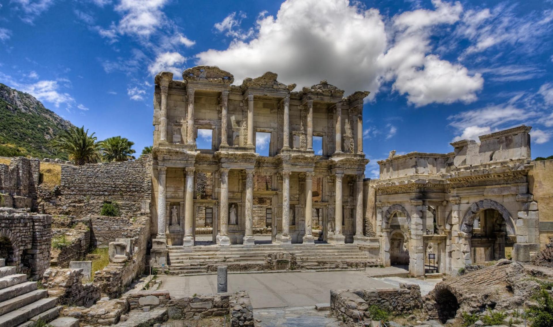 Efes UNESCO Celsus Kütüphanesi Roma
