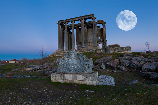 Aizanoi Zeus Tapınağı Roma sütun