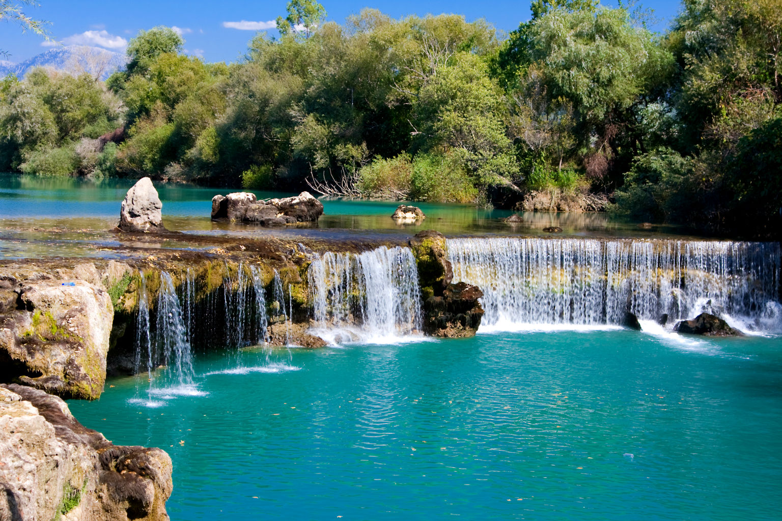 Manavgat Şelalesi geniş düz şelale Akdeniz