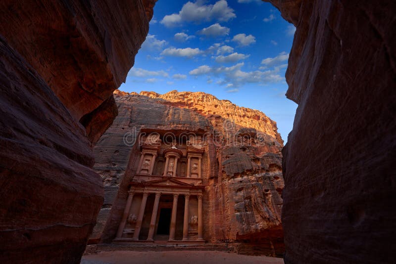 The Treasury (Khazneh)