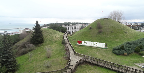Amisos antik tepe Roma kalıntı