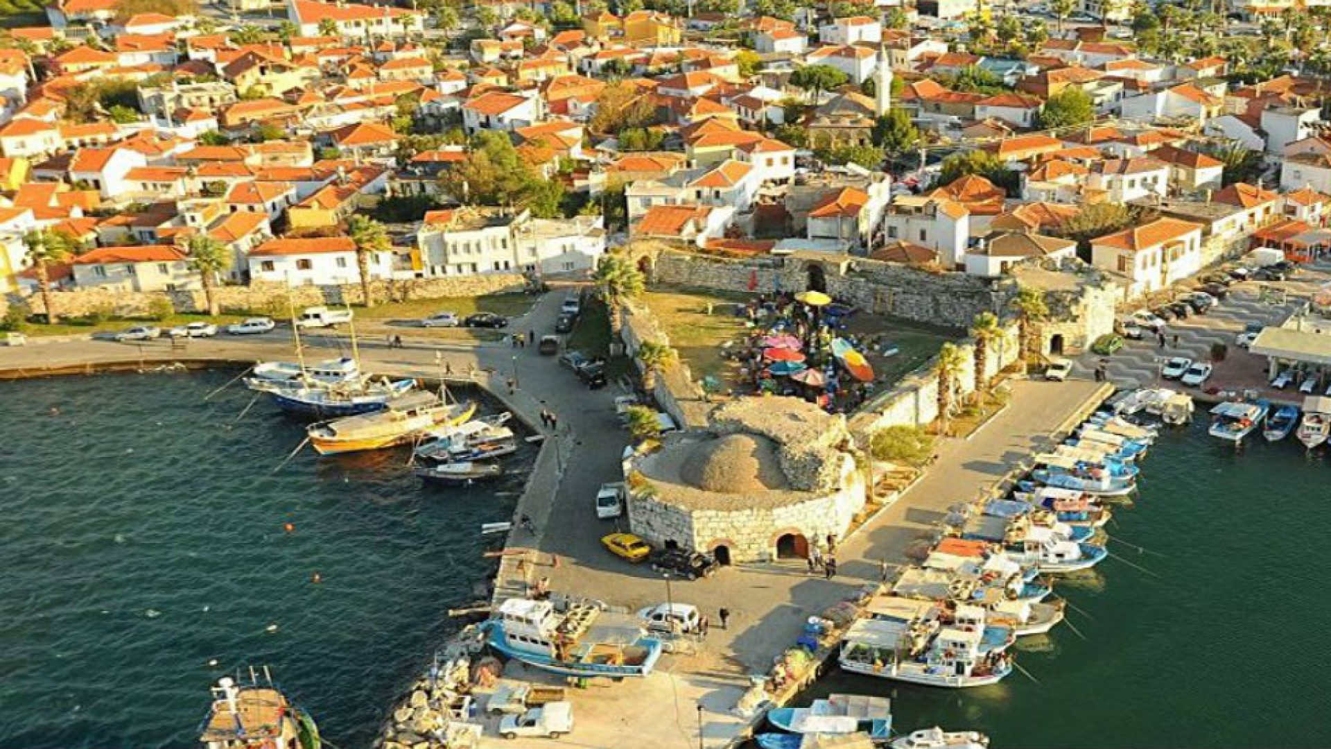 Sığacık Kalesi 16. yy Osmanlı marina