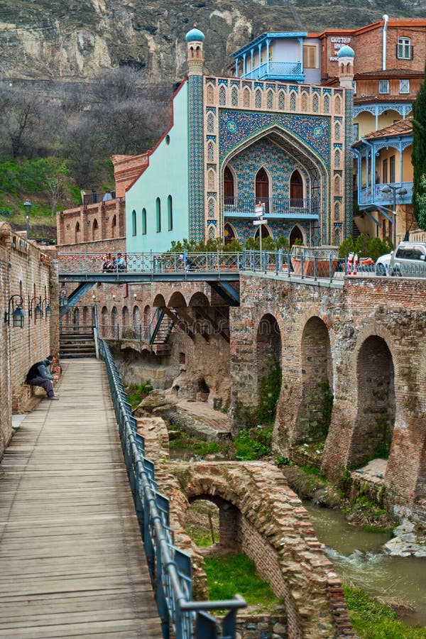 Sülfür Hamamları (Abanotubani)
