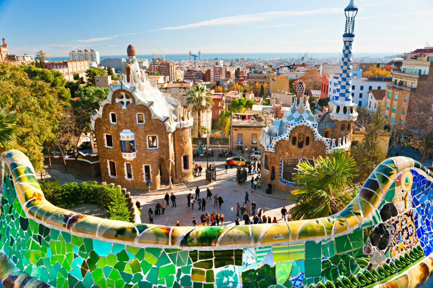 Barcelona, İspanya — 4 gün (Sahil, Sanat)