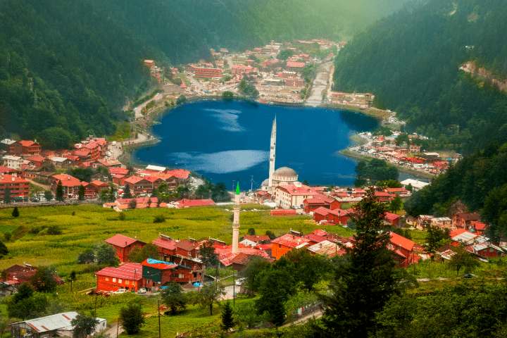 Uzungöl, Türkiye — 2 gün (Yerel, Doğa)