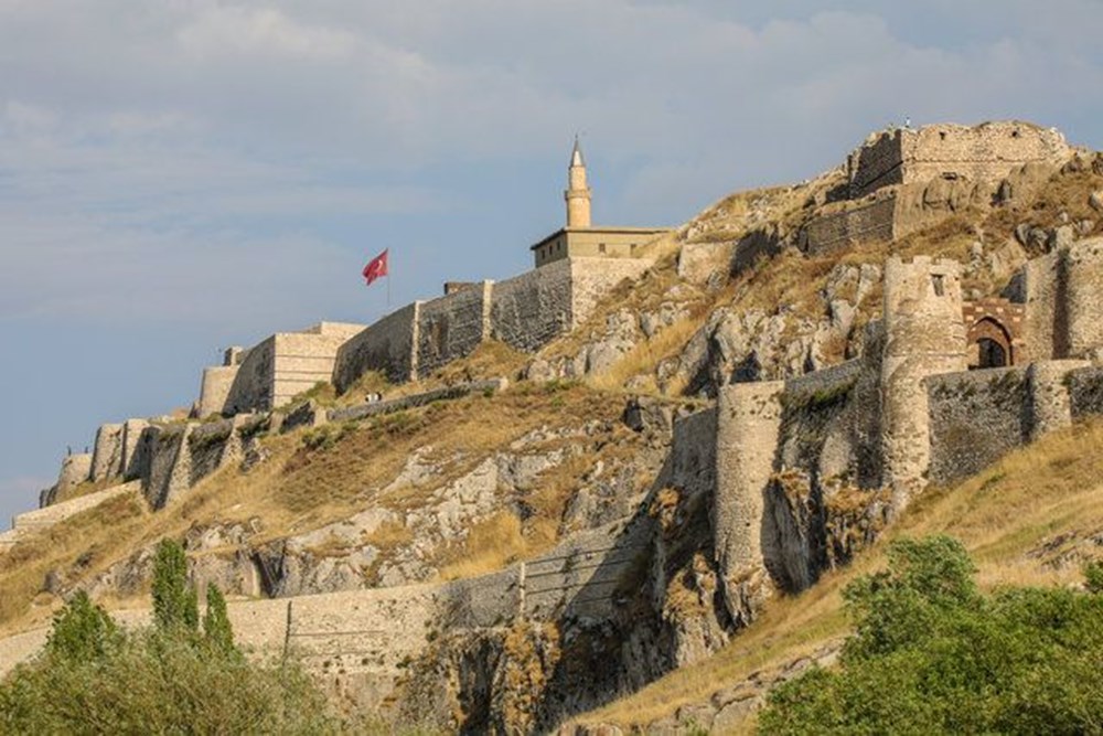 Van Kalesi Urartu Tuşpa eski şehir