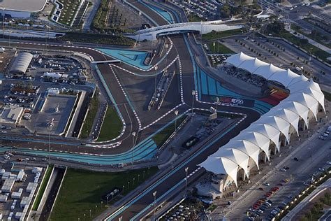 Abu Dabi Yas Marina + F1 Pisti