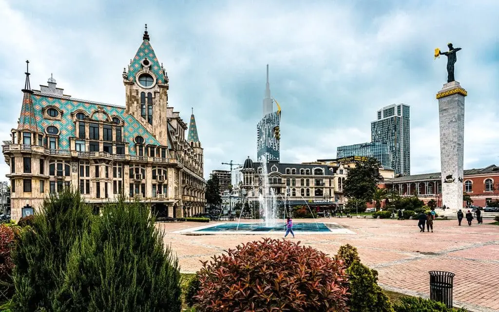 Avrupa Meydanı (Europe Square)