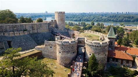 Sırp el işi tekstil