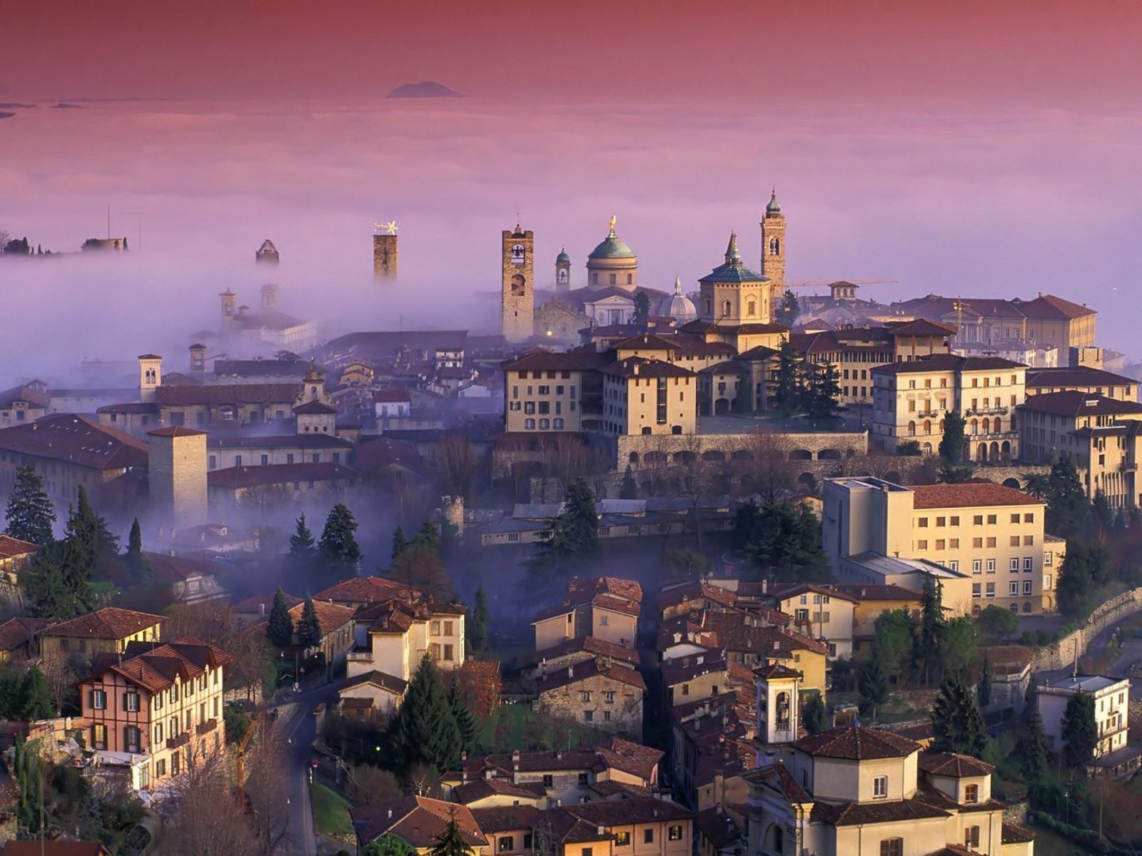 ucuzakesfet.com/bergamo-sentierone