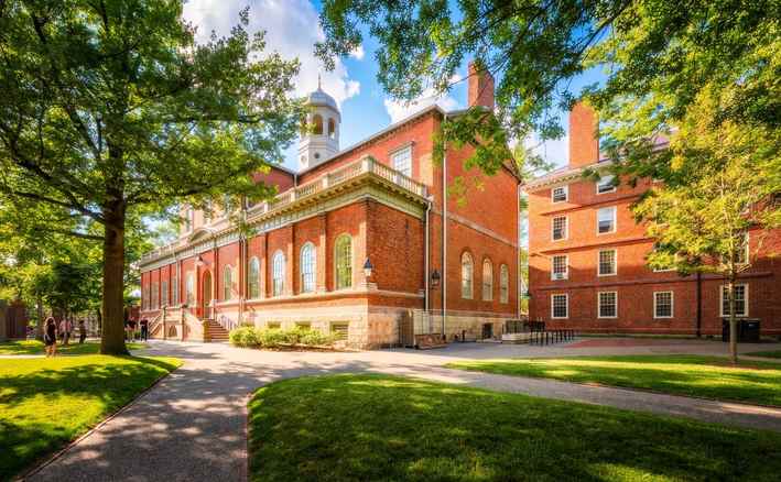 Boston Harvard Üniversitesi (Cambridge)