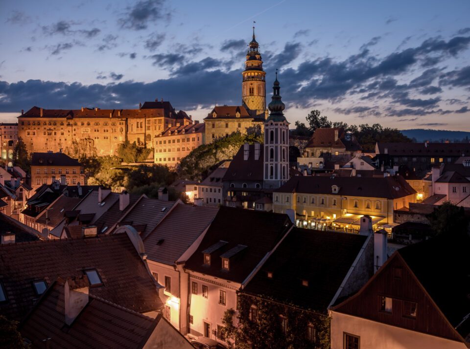 ucuzakesfet.com/bratislava-cevre-cesky-krumlov