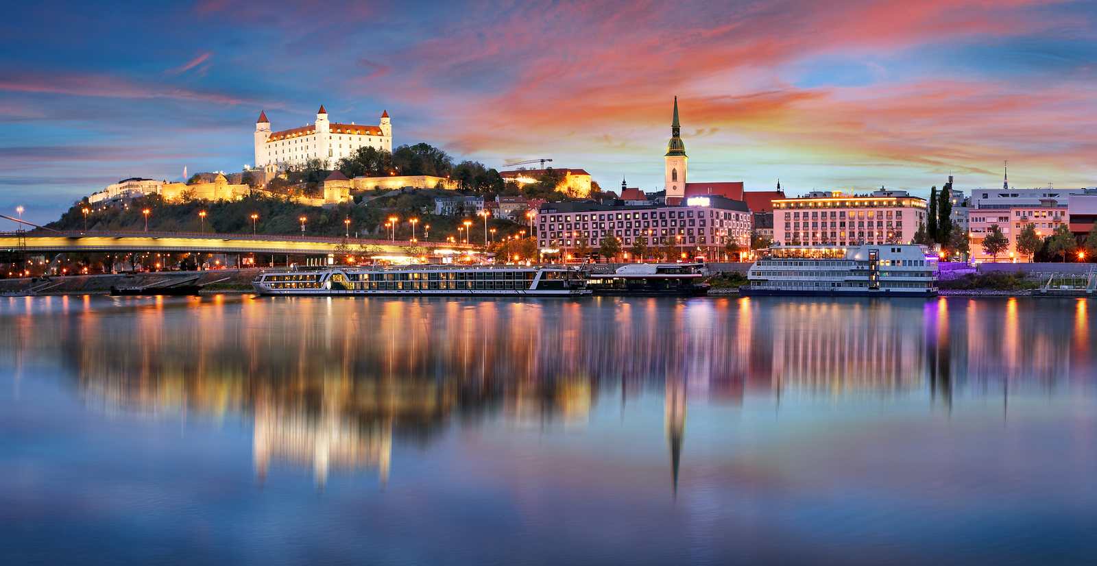 ucuzakesfet.com/bratislava-stare-mesto