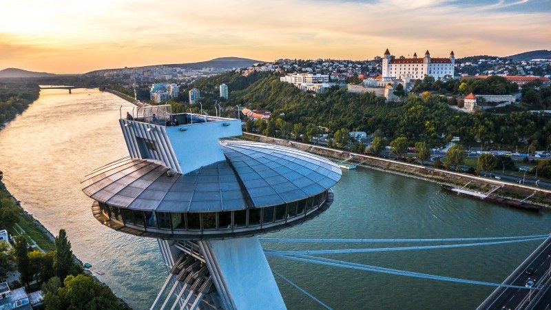ucuzakesfet.com/bratislava-ufo-koprusu