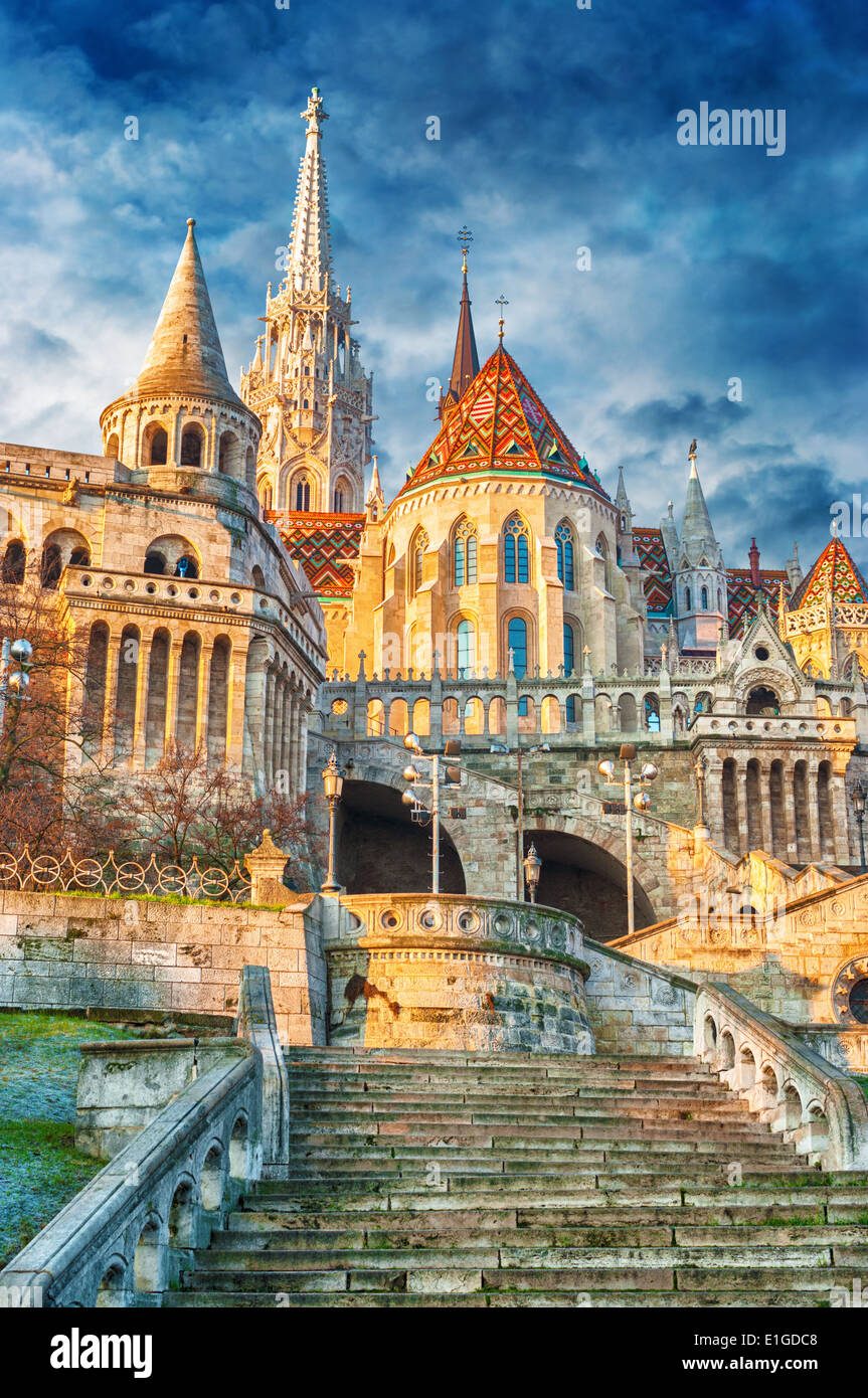 ucuzakesfet.com/budapeste-fisherman-s-bastion-matthias-kilisesi