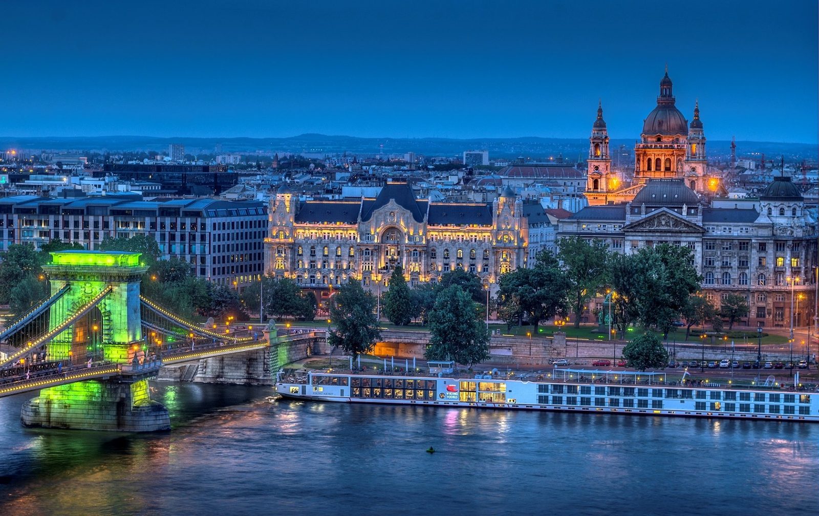 ucuzakesfet.com/budapeste-halaszle