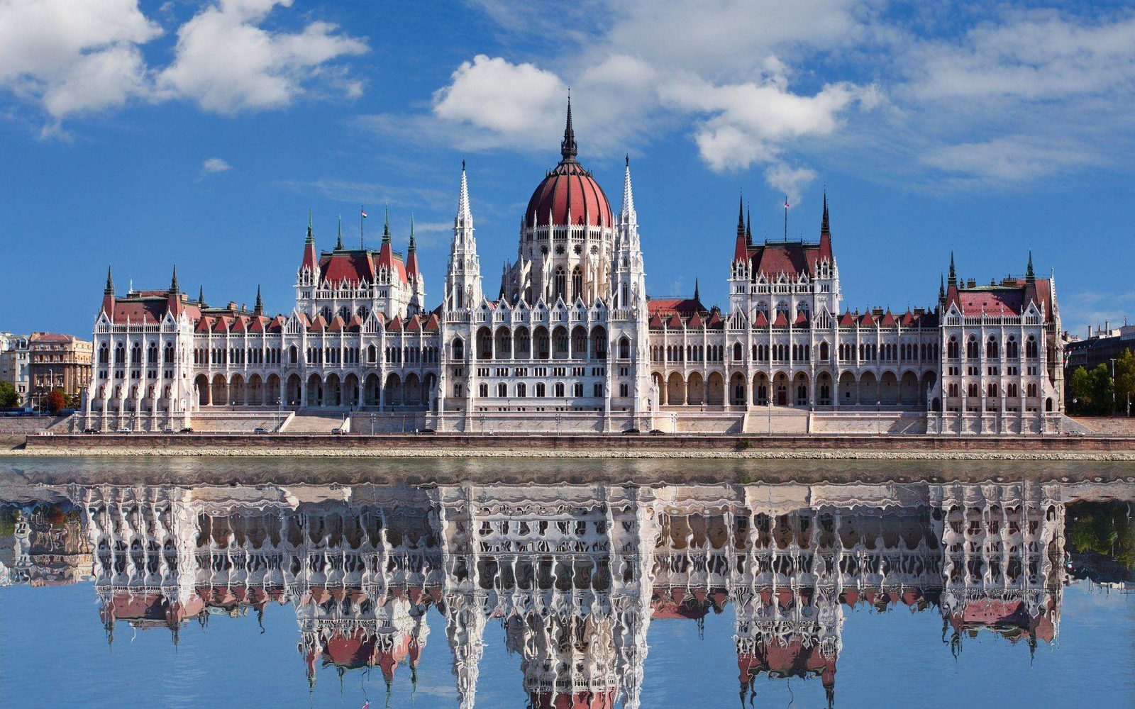 ucuzakesfet.com/budapeste-macar-parlamentosu-orszaghaz