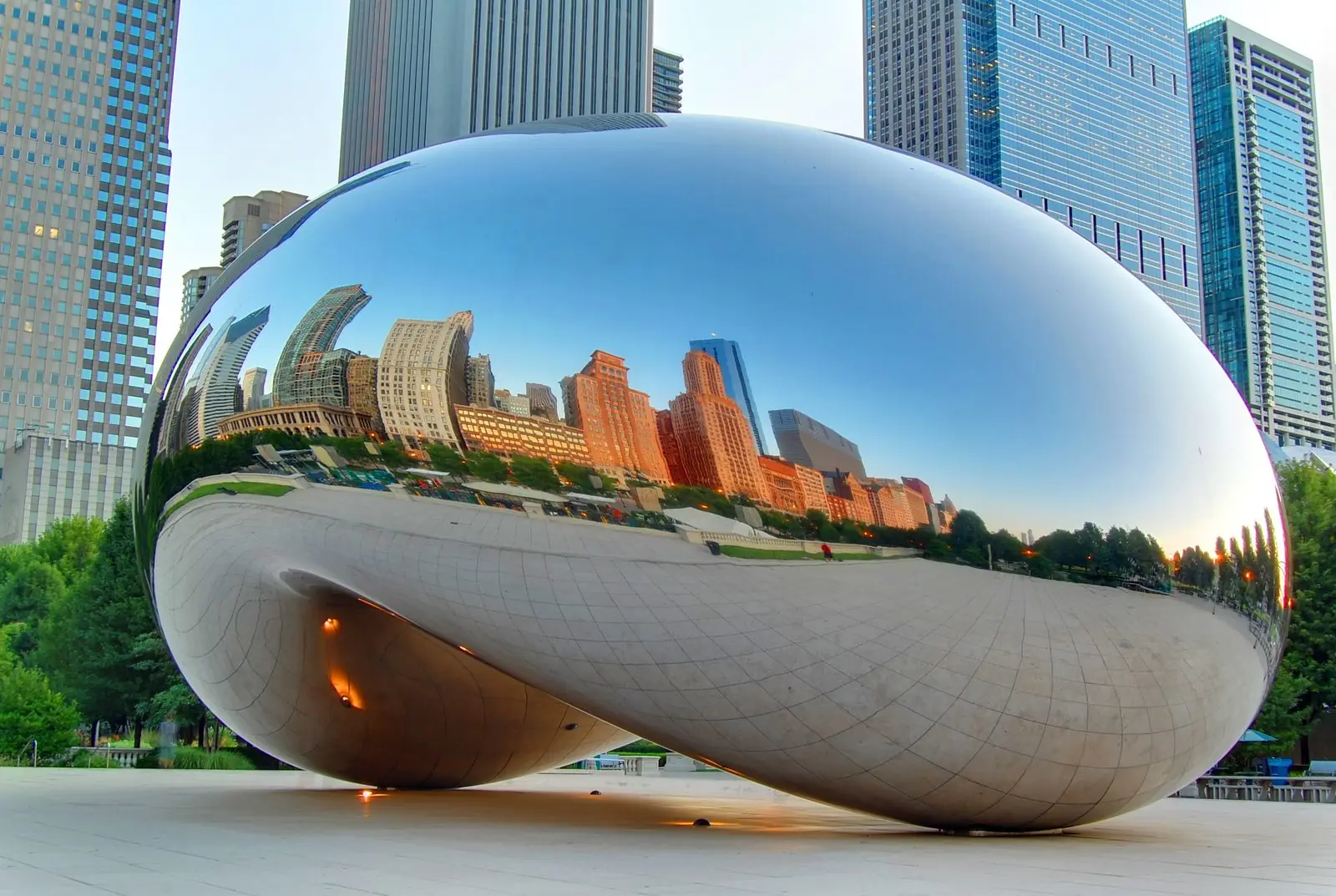 Chicago skyline Cloud Gate The Bean Willis Tower Michigan Gölü
