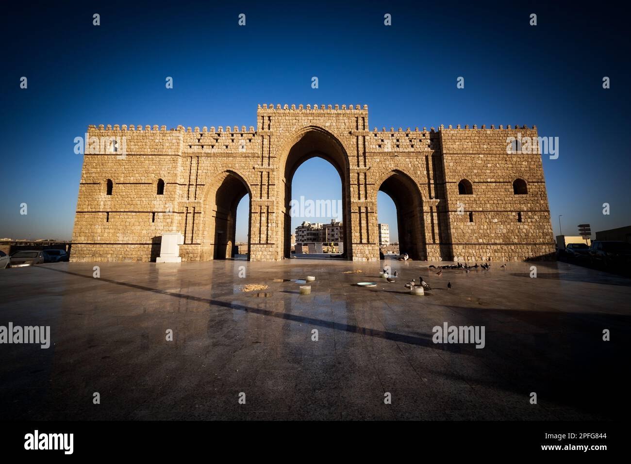 Bab Makkah (Mekke Kapısı)