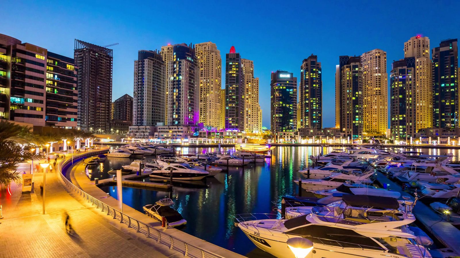 ucuzakesfet.com/dubai-marina-jbr-walk