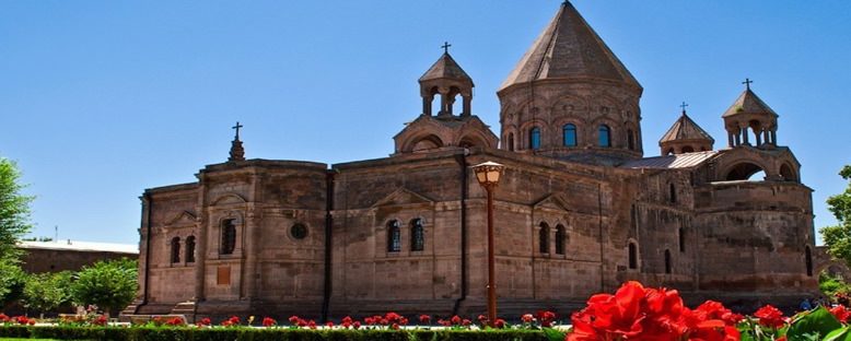 Eçmiadzin (Vagharshapat)