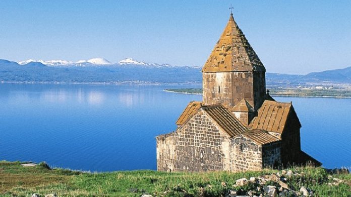 Sevan Gölü