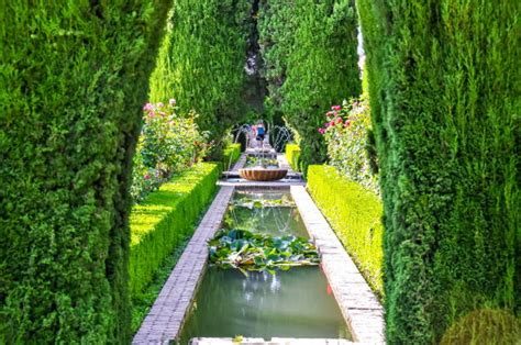 Granada Generalife Bahçeleri