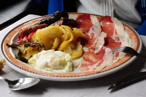 Plato alpujarreño