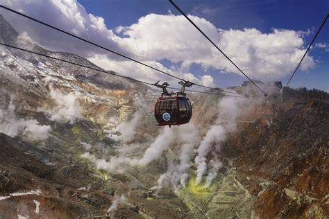 Hakone Hakone Ropeway + Owakudani