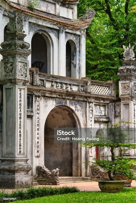 Hanoi Edebiyat Tapınağı (Van Mieu)
