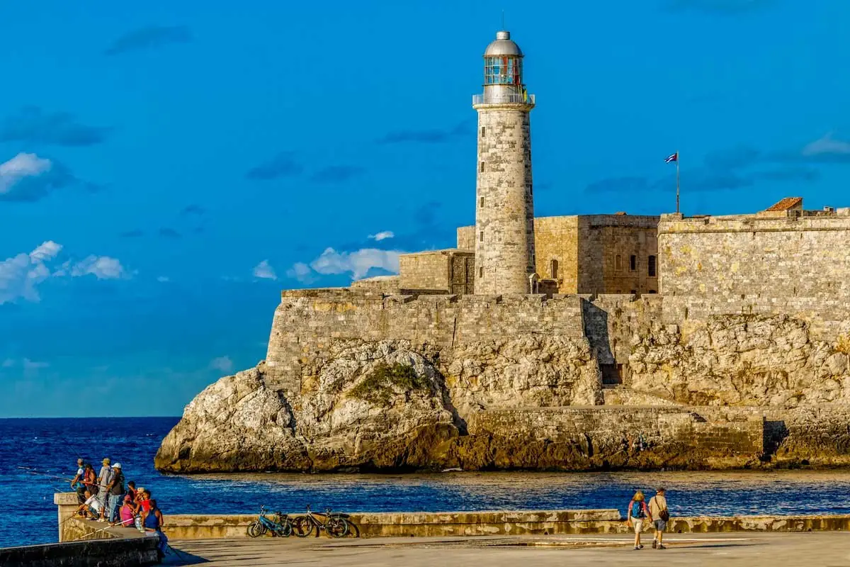 Morro Kalesi & Cabaña