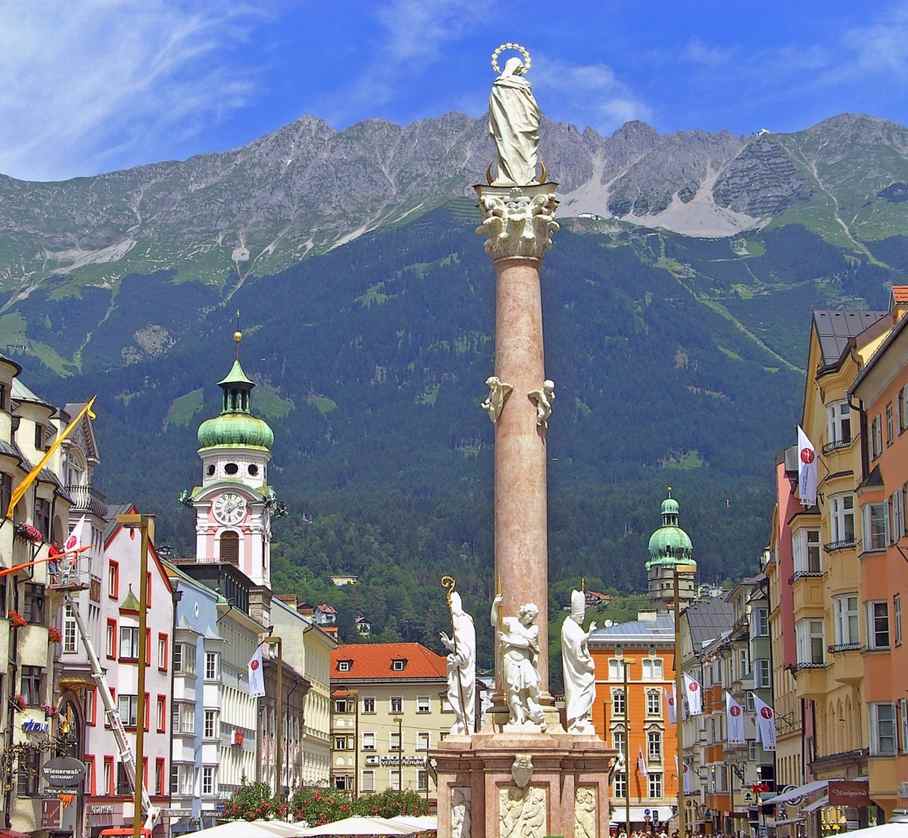 Maria-Theresien-Straße & Triumphpforte