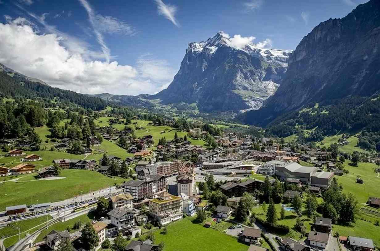 Grindelwald-First
